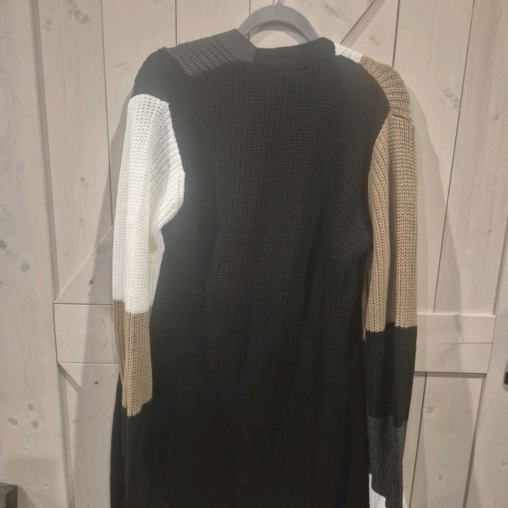 Stitch Fix Fortune And Ivy XL Colorblock Cardigan Black And Tan - Picture 7 of 7